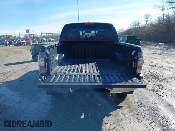 2009 Toyota Tacoma PreRunner with VIN 3TMJU62N99M074807, listed as a IAAI auction lot 41664211 with 230,481 mi miles. Bid and sale history available at carsss.com. Image 17.