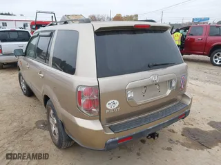 2006 Honda Pilot EX with VIN 5FNYF18416B010982, listed as a IAAI auction lot 40707488 with 1 mi miles. Bid and sale history available at carsss.com. Image 3.