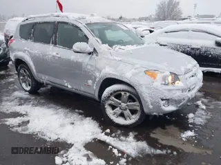 2011 Toyota RAV4 Sport with VIN JTMRF4DV9B5049268, listed as a IAAI auction lot 41814304 with 147,479 mi miles. Bid and sale history available at carsss.com. Image 1.