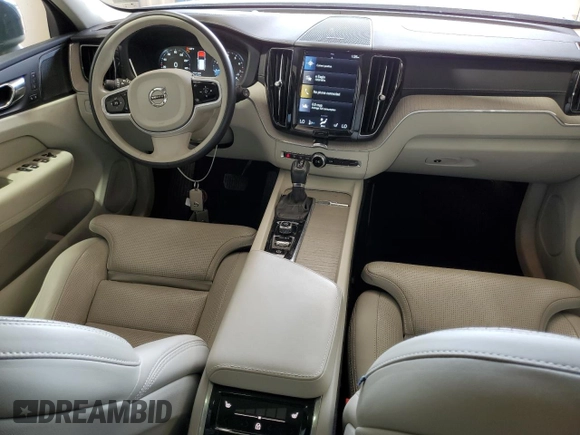 2019 Volvo XC60 Inscription with VIN LYV102RL4KB228781, listed as a Copart auction lot 62161715 with 61,501 mi miles and Salvage title. Bid and sale history available at DreamBid. Image 8.