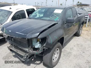 2018 Chevrolet Colorado 2WD Work Truck with VIN 1GCHSBEA2J1327277, listed as a IAAI auction lot 41939790 with 78,610 mi miles. Bid and sale history available at carsss.com. Image 18.