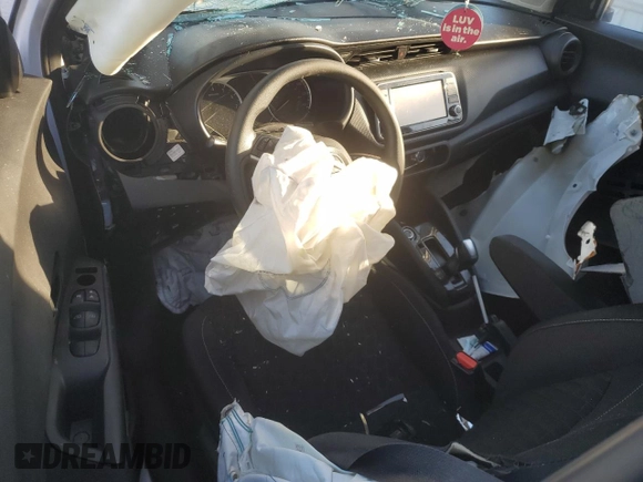2022 Nissan Kicks S z VIN 3N1CP5BV1NL490430, wystawiony jako Copart lot #84976804 z przebiegiem Nie podano mil oraz Nie do naprawy • Non repairable. Historia ofert i sprzedaży dostępna na DreamBid. Obrazek 8.