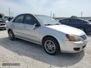2009 Kia Spectra EX with VIN KNAFE221895621447, listed as a Copart auction lot 58084584 with 187,910 mi miles and Clean Title. Bid and sale history available at carsss.com. Image 4.