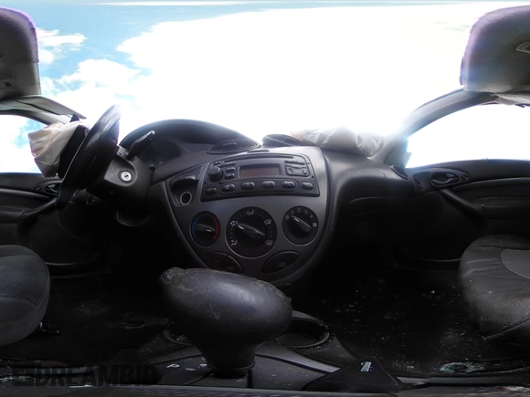 2000 Ford Focus ZX3 with VIN 3FAFP3139YR210307, listed as a IAAI auction lot 41946264 with 215,233 mi miles and . Bid and sale history available at DreamBid. Image 18.