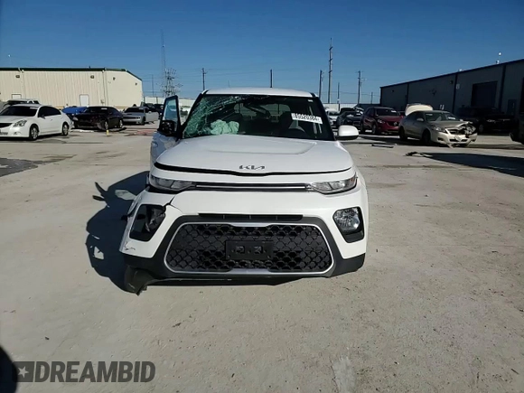 2022 Kia Soul LX with VIN KNDJ23AU9N7165979, listed as a Copart auction lot 85520384 with 60,928 mi miles and Salvage Title. Bid and sale history available at DreamBid. Image 14.