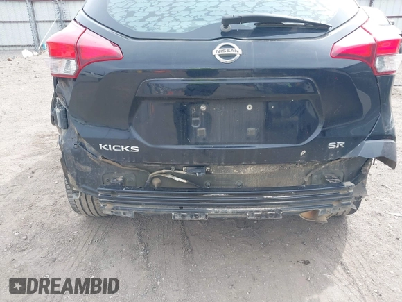 2019 Nissan Kicks SR with VIN 3N1CP5CU1KL556105, listed as a IAAI auction lot 41829091 with 120,639 mi miles. Bid and sale history available at carsss.com. Image 12.