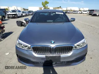 2019 BMW 5 Series 530i z VIN WBAJA5C59KBX87315, wystawiony jako Copart lot #58431155 z przebiegiem 21 667 mil mil oraz Szkoda całkowita • Salvage title. Historia ofert i sprzedaży dostępna na DreamBid. Obrazek 5.