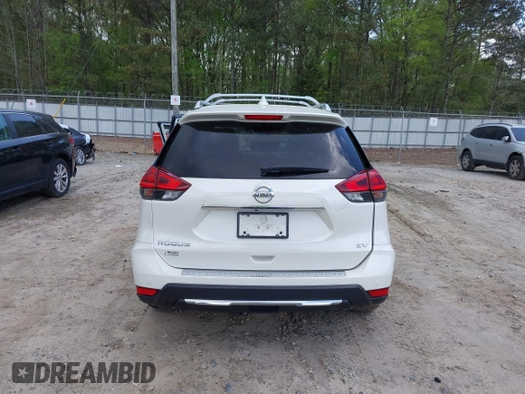 2019 Nissan Rogue SV with VIN JN8AT2MT6KW258099, listed as a IAAI auction lot 41951643 with 38,782 mi miles. Bid and sale history available at carsss.com. Image 16.