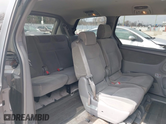 2005 Toyota Sienna CE with VIN 5TDZA23C35S308645, listed as a IAAI auction lot 42018335 with 228,214 mi miles. Bid and sale history available at carsss.com. Image 8.