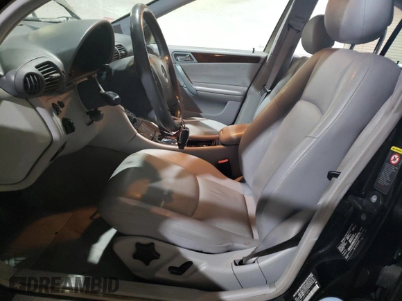 2003 Mercedes-Benz C 240 с VIN WDBRF81J23F370894, выставлен на аукционе Copart как лот 41789815 с пробегом 150 855 миль миль и Чистый • Clean title. История ставок и продаж доступна на DreamBid. Изображение 7.