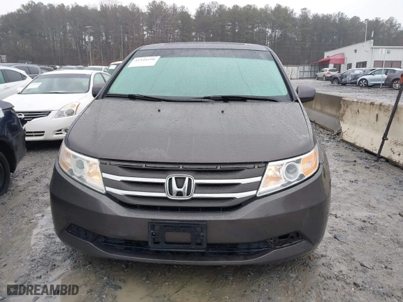 2011 Honda Odyssey EX-L with VIN 5FNRL5H6XBB100535, listed as a IAAI auction lot 41544196 with 261,000 mi miles. Bid and sale history available at carsss.com. Image 12.