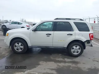 2011 Ford Escape XLT with VIN 1FMCU0D79BKA38578, listed as a IAAI auction lot 41895971 with 223,689 mi miles. Bid and sale history available at carsss.com. Image 15.