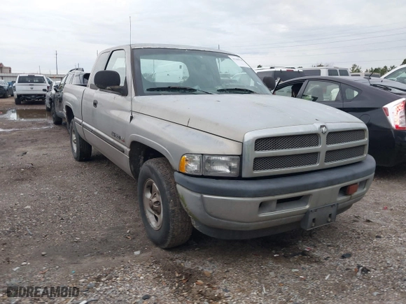 1999 Dodge Ram 1500 with VIN 3B7HC13Y6XM595476, listed as a IAAI auction lot 41360918 with 133,163 mi miles. Bid and sale history available at carsss.com. Image 1.