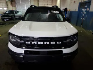 2024 Ford Bronco Sport Outer Banks z VIN 3FMCR9C65RRF18587, wystawiony jako Copart lot #46748525 z przebiegiem 7 567 mil mil oraz Szkoda całkowita • Salvage title. Historia ofert i sprzedaży dostępna na DreamBid. Obrazek 5.