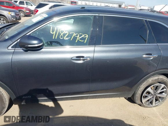 2020 Kia Sorento LX with VIN 5XYPGDA59LG683343, listed as a IAAI auction lot 41827929 with 103,222 mi miles and . Bid and sale history available at carsss.com. Image 14.