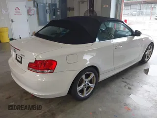 2012 BMW 1 Series 128i с VIN WBAUL7C50CVM82479, выставлен на аукционе IAAI как лот 42447894 с пробегом 166 093 миль миль и . История ставок и продаж доступна на DreamBid. Изображение 4.