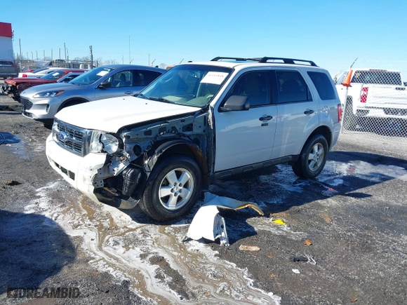 2010 Ford Escape XLT with VIN 1FMCU0D72AKC62810, listed as a IAAI auction lot 41343848 with 227,622 mi miles. Bid and sale history available at carsss.com. Image 18.