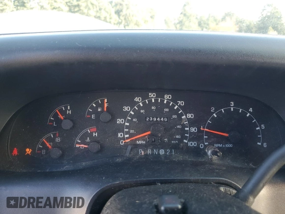 2001 Ford Super Duty F-250 XL with VIN 1FTNW21LX1EB54972, listed as a Copart auction lot 78745114 with 239,449 mi miles and Clean Title. Bid and sale history available at carsss.com. Image 9.