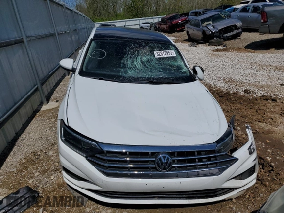 2019 Volkswagen Jetta SEL with VIN 3VWE57BU5KM230078, listed as a Copart auction lot 80635694 with 62,449 mi miles and Salvage title. Bid and sale history available at DreamBid. Image 5.