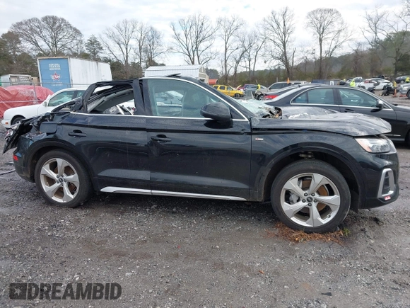 2022 Audi Q5 S line Premium Plus with VIN WA1EAAFY9N2014801, listed as a IAAI auction lot 41307467 with 1 mi miles. Bid and sale history available at carsss.com. Image 13.
