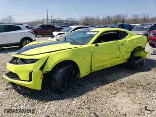 2021 Chevrolet Camaro 2LT with VIN 1G1FD1RS4M0111707, listed as a Copart auction lot 48641644 with 27,565 mi miles and Non Repairable. Bid and sale history available at carsss.com. Image 1.