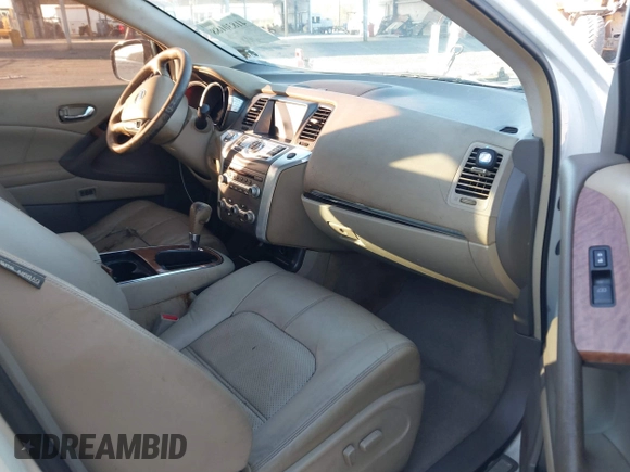 2012 Nissan Murano SL z VIN JN8AZ1MW1CW211924, wystawiony jako IAAI lot #41830188 z przebiegiem 212 549 mil mil oraz . Historia ofert i sprzedaży dostępna na DreamBid. Obrazek 5.