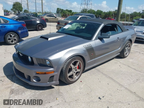 2007 Ford Mustang GT Deluxe with VIN 1ZVFT85H175246709, listed as a IAAI auction lot 41995828 with 43,434 mi miles and . Bid and sale history available at carsss.com. Image 2.