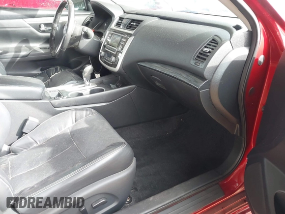 2018 Nissan Altima SR with VIN 1N4AL3APXJC193479, listed as a IAAI auction lot 41205532 with 131,164 mi miles and . Bid and sale history available at DreamBid. Image 5.