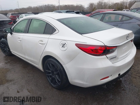 2015 Mazda 6 i Sport with VIN JM1GJ1U50F1220703, listed as a IAAI auction lot 41475129 with 127,834 mi miles. Bid and sale history available at carsss.com. Image 3.