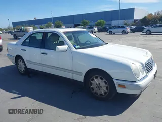 1996 Mercedes-Benz E 320 with VIN WDBJF55F1TJ014659, listed as a IAAI auction lot 42273213 with 151,584 mi miles and . Bid and sale history available at DreamBid. Image 1.