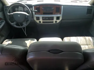 2006 Dodge 2500 SLT z VIN 3D7KS28C26G131938, wystawiony jako Copart lot #61466185 z przebiegiem 80 601 mil mil oraz Nie do naprawy • Non repairable. Historia ofert i sprzedaży dostępna na DreamBid. Obrazek 8.
