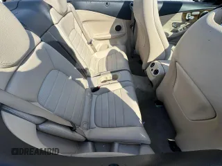 2019 Mercedes-Benz C 300 z VIN WDDWK8DB3KF827091, wystawiony jako Copart lot #57204495 z przebiegiem 114 498 mil mil oraz Czysty tytuł • Clean title. Historia ofert i sprzedaży dostępna na DreamBid. Obrazek 6.