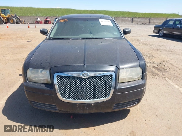 2007 Chrysler 300 with VIN 2C3KA43R77H829360, listed as a IAAI auction lot 41959547 with 1 mi miles. Bid and sale history available at carsss.com. Image 6.