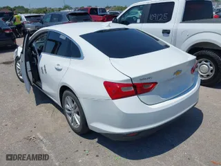 2017 Chevrolet Malibu LT with VIN 1G1ZE5ST1HF206524, listed as a IAAI auction lot 40156440 with 1 mi miles. Bid and sale history available at carsss.com. Image 3.