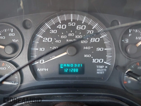 2005 Chevrolet Express Passenger with VIN 1GAHG39U851111248, listed as a IAAI auction lot 42158825 with 121,288 mi miles and . Bid and sale history available at DreamBid. Image 7.