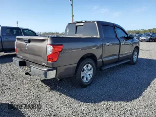 2018 Nissan Titan SV with VIN 1N6AA1EKXJN500251, listed as a Copart auction lot 76071704 with 65,169 mi miles and Non Repairable. Bid and sale history available at DreamBid. Image 3.
