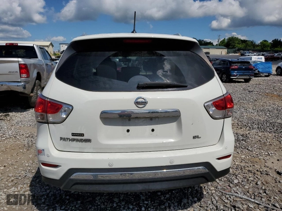 2015 Nissan Pathfinder S z VIN 5N1AR2MN1FC698309, wystawiony jako Copart lot #57612505 z przebiegiem 109 678 mil mil oraz Szkoda całkowita • Salvage title. Historia ofert i sprzedaży dostępna na DreamBid. Obrazek 6.