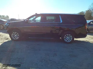 2021 Chevrolet Suburban LT with VIN 1GNSCCKD0MR195186, listed as a IAAI auction lot 41621859 with 129,691 mi miles. Bid and sale history available at carsss.com. Image 14.