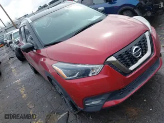 2019 Nissan Kicks S with VIN 3N1CP5CU4KL566997, listed as a IAAI auction lot 41773814 with 42,130 mi miles. Bid and sale history available at carsss.com. Image 1.