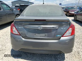 2016 Nissan Versa SV z VIN 3N1CN7AP1GL871542, wystawiony jako Copart lot #59985745 z przebiegiem 70 484 mil mil oraz Czysty tytuł • Clean title. Historia ofert i sprzedaży dostępna na DreamBid. Obrazek 6.