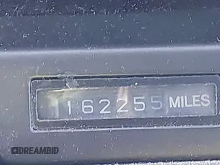 1990 Lexus LS z VIN JT8UF11E9L0025885, wystawiony jako IAAI lot #41330993 z przebiegiem 162 255 mil mil oraz . Historia ofert i sprzedaży dostępna na DreamBid. Obrazek 15.