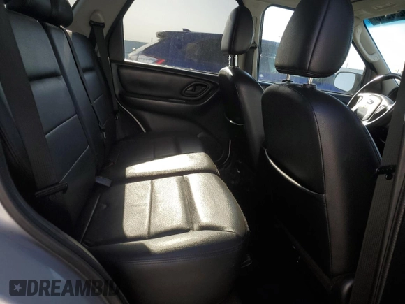 2007 Ford Escape Limited with VIN 1FMYU94107KB32992, listed as a Copart auction lot 54207245 with 339,475 mi miles and Salvage Title. Bid and sale history available at carsss.com. Image 11.