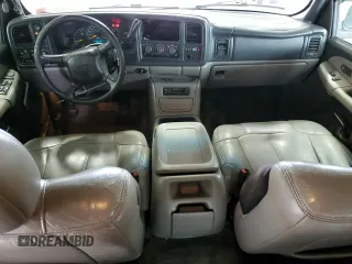 2001 Chevrolet Suburban LT with VIN 3GNFK16T21G242868, listed as a Copart auction lot 73703894 with 359,694 mi miles and Salvage Title. Bid and sale history available at carsss.com. Image 8.