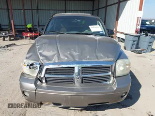 2006 Dodge Dakota SLT with VIN 1D7HE42K16S666071, listed as a IAAI auction lot 41676231 with 129,977 mi miles and . Bid and sale history available at carsss.com. Image 12.