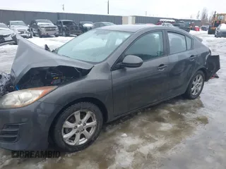 2010 Mazda Mazda3 i Touring with VIN JM1BL1SF7A1151808, listed as a IAAI auction lot 41947317 with 1 mi miles. Bid and sale history available at carsss.com. Image 13.