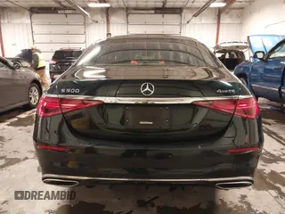 2022 Mercedes-Benz S-Class S 500 with VIN W1K6G6DB7NA068646, listed as a IAAI auction lot 41534167 with 17,931 mi miles. Bid and sale history available at carsss.com. Image 16.