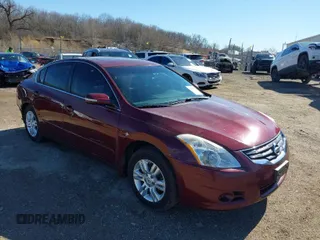 2012 Nissan Altima S z VIN 1N4AL2AP9CC188089, wystawiony jako IAAI lot #41821633 z przebiegiem 230 730 mil mil oraz . Historia ofert i sprzedaży dostępna na DreamBid. Obrazek 1.