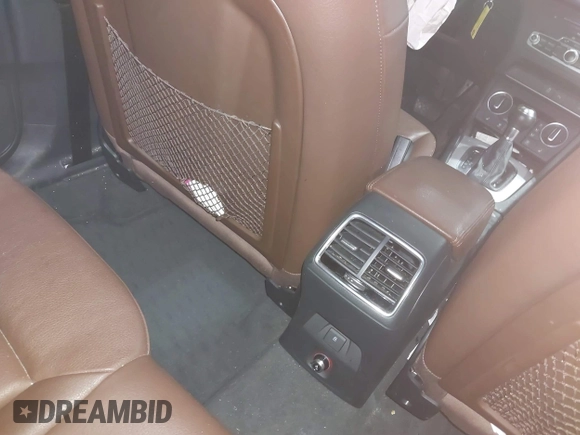 2017 Audi Q3 Premium z VIN WA1ECCFS0HR009385, wystawiony jako IAAI lot #42042437 z przebiegiem 110 341 mil mil oraz . Historia ofert i sprzedaży dostępna na DreamBid. Obrazek 8.