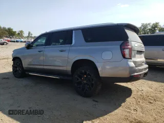 2023 Chevrolet Suburban LS z VIN 1GNSKBKD2PR184823, wystawiony jako Copart lot #71036134 z przebiegiem 42 991 mil mil oraz Szkoda całkowita • Salvage title. Historia ofert i sprzedaży dostępna na DreamBid. Obrazek 2.