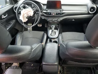 2021 Kia Forte GT-Line with VIN 3KPF34AD6ME297508, listed as a Copart auction lot 85297774 with 93,191 mi miles and Salvage Title. Bid and sale history available at carsss.com. Image 8.